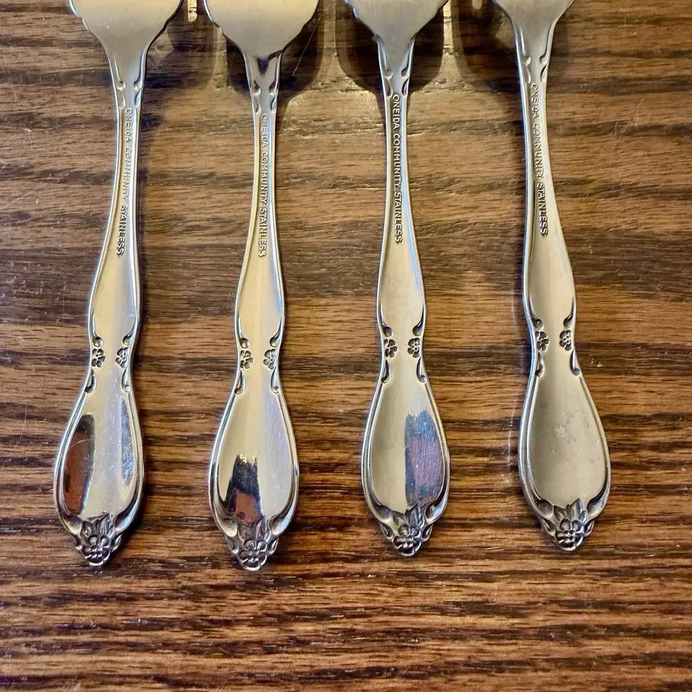 Oneida Community CHATELAINE Stainless Set‎ Of 4 Salad Forks Betty Crocker Glossy